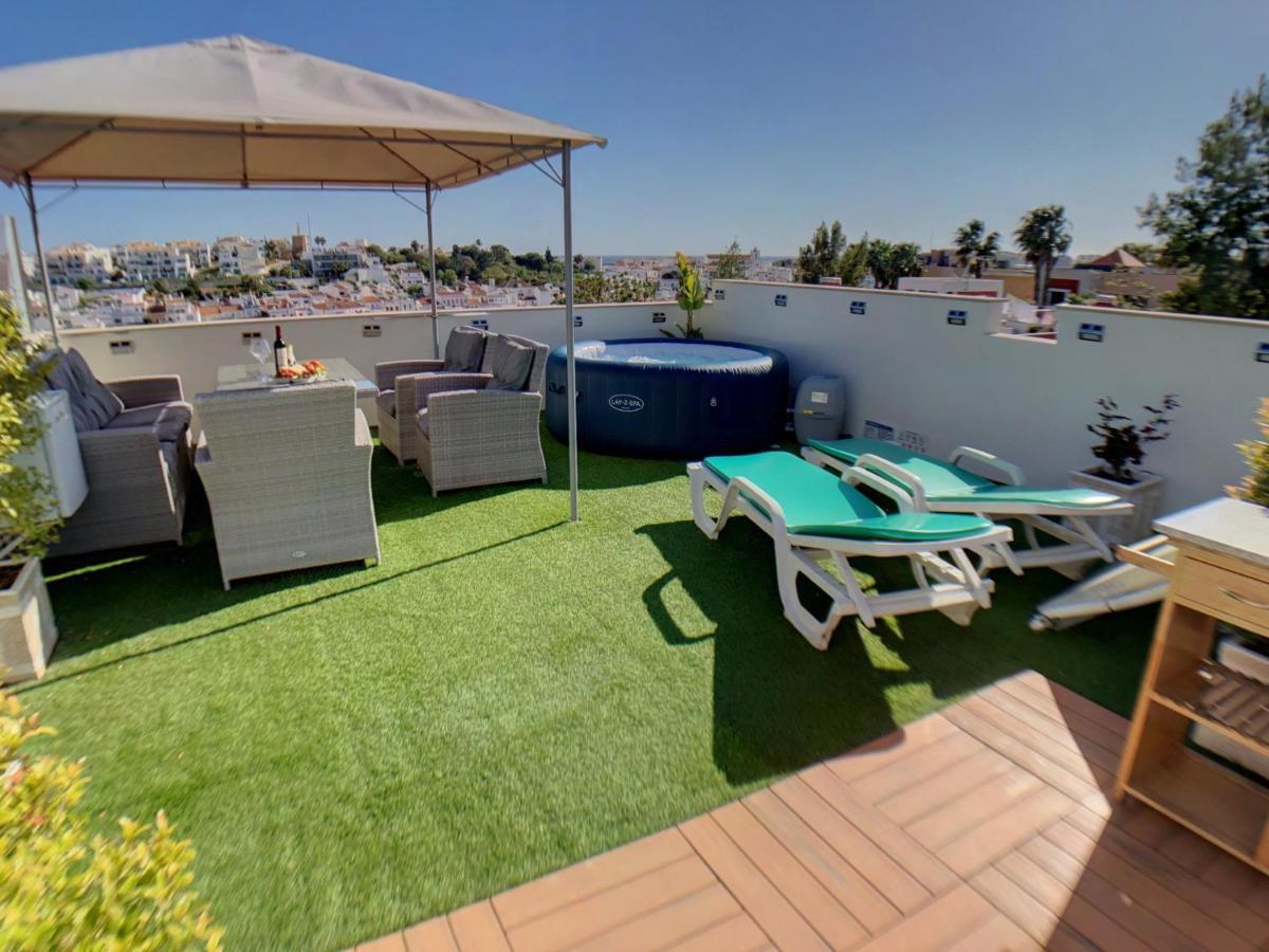 Apartment Beta - 2 Bedrooms, Private Rooftop Patio With Hot Tub, Bbq And View فيريغودو المظهر الخارجي الصورة