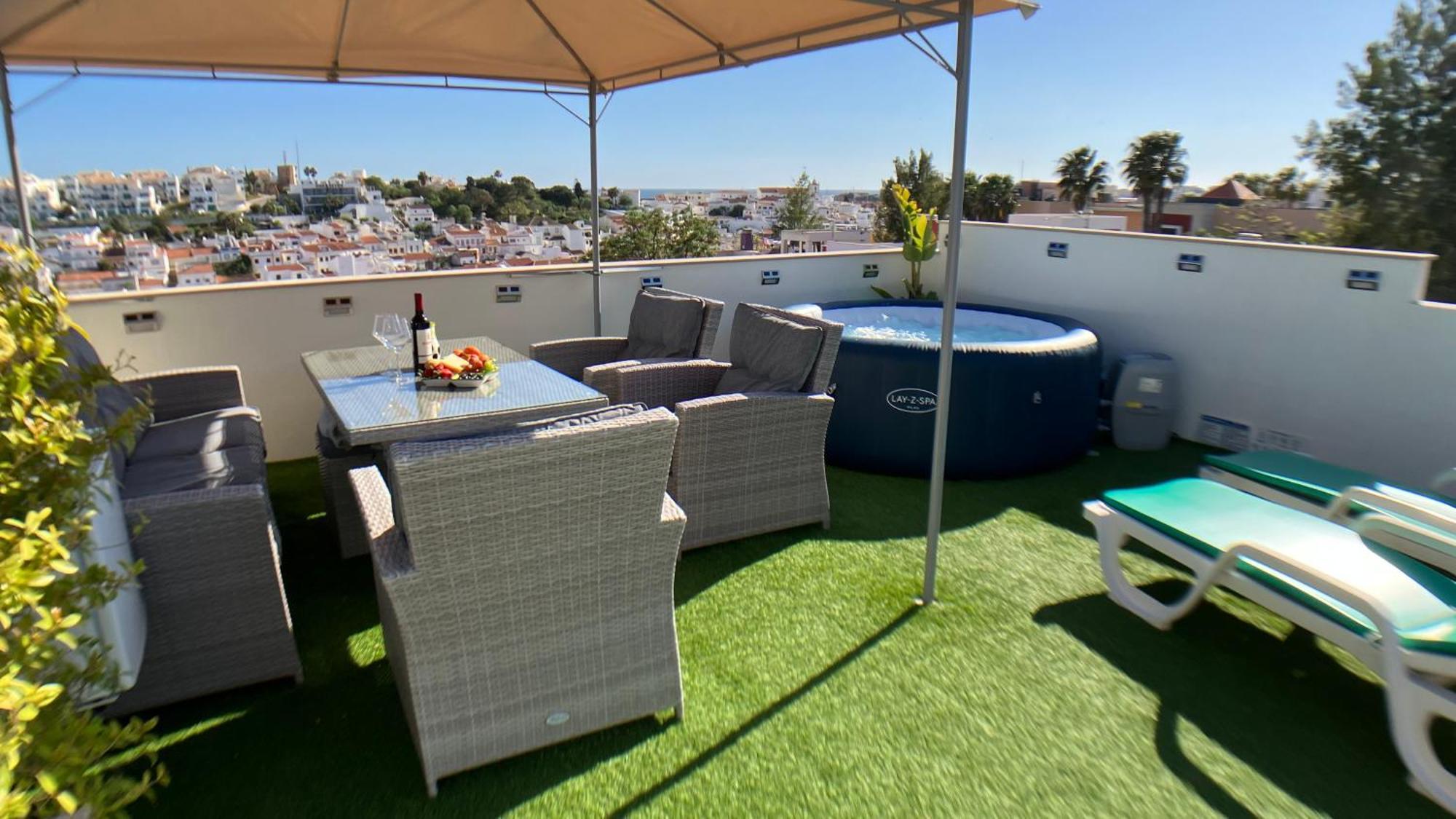 Apartment Beta - 2 Bedrooms, Private Rooftop Patio With Hot Tub, Bbq And View فيريغودو المظهر الخارجي الصورة